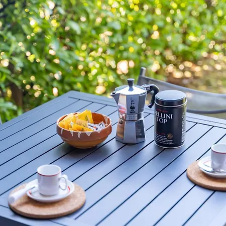 Hidden Garden Апартаменты *